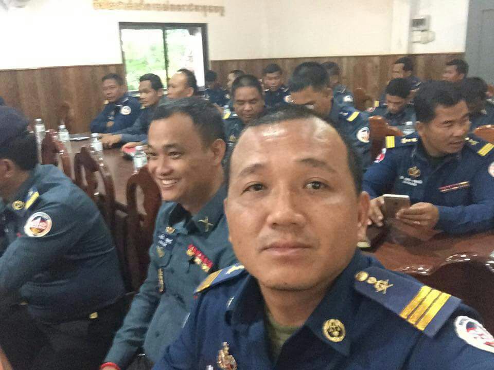 សុស-រុង ប៉េអឹមរងស្រុកត្រពាំងប្រាសាទ