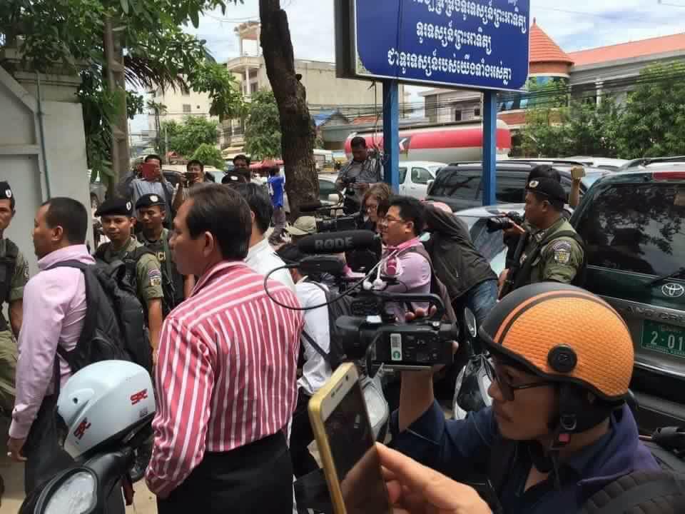 សមត្ថកិច្ច​បានសំរុកចូលស្នាកការកណ្តាលរបស់គណបក្សសង្គ្រោះជាតិ